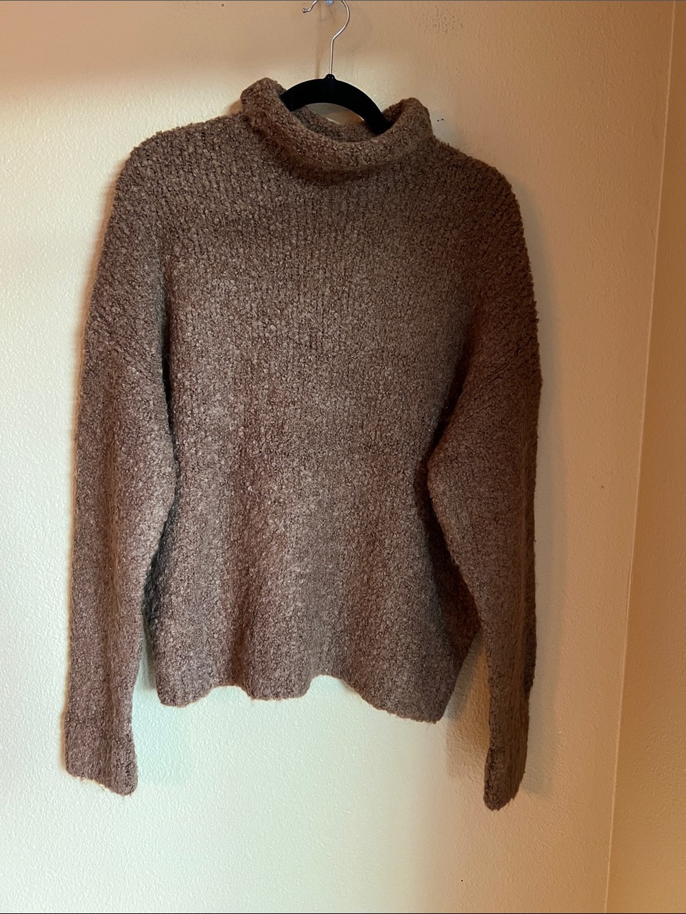 J Crew Turtleneck in Boucle Yarn NWT S